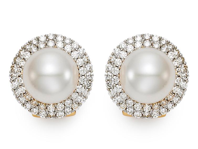 Halo Pearl Earrings