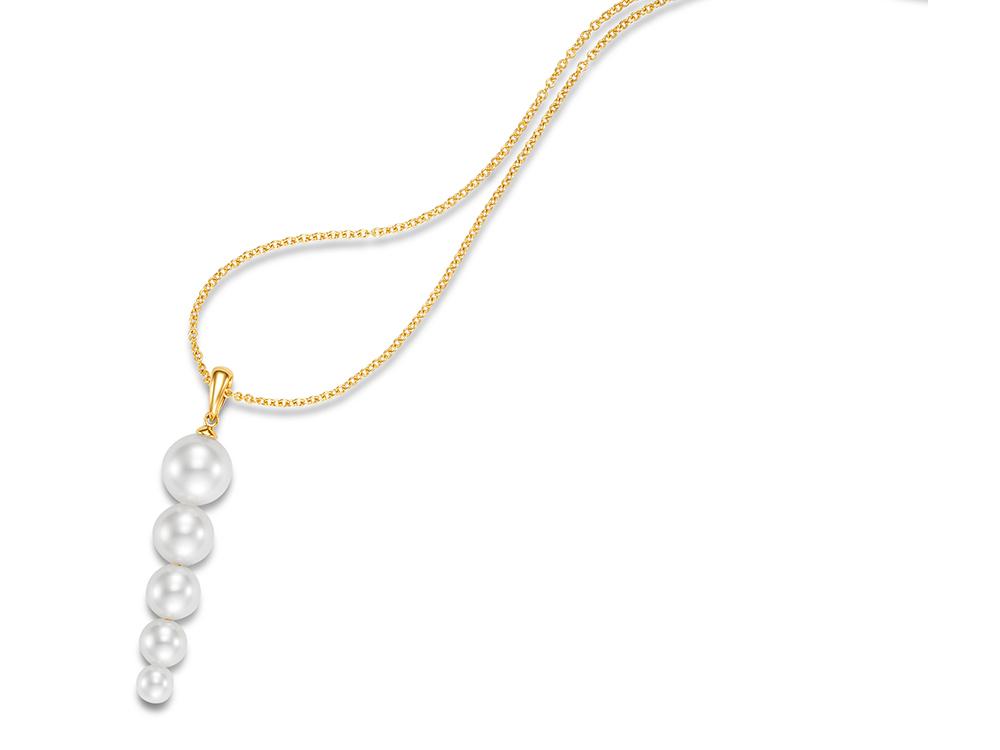 Graduated Pearl Pendant Necklace