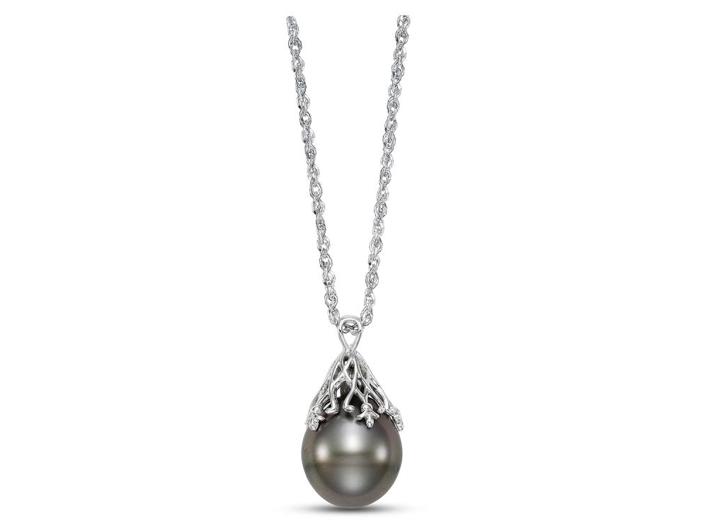 Vintage-Inspired Tahitian Pearl Pendant Necklace